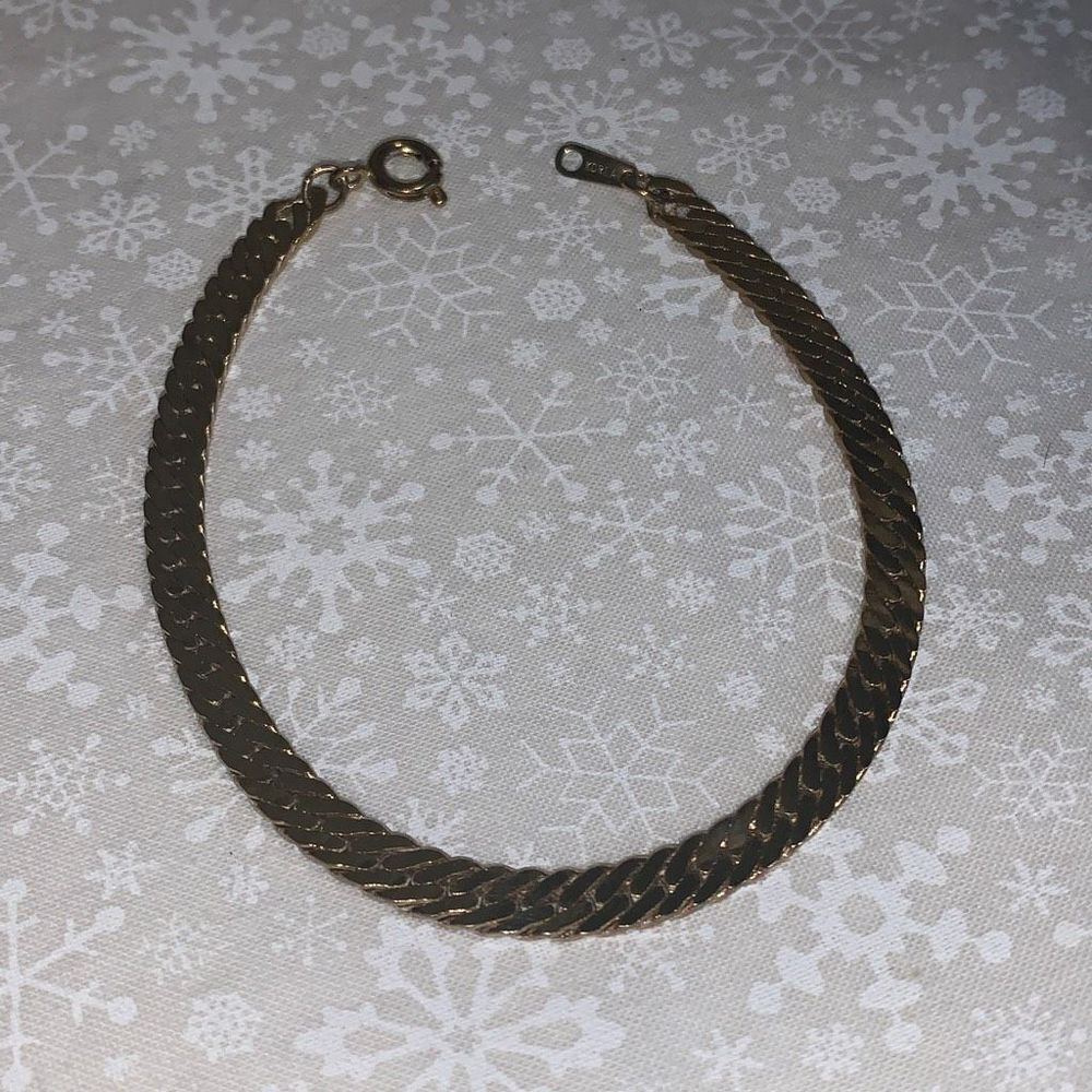 Vintage Gold Herringbone Chain Bracelet Korea 7.5”‎